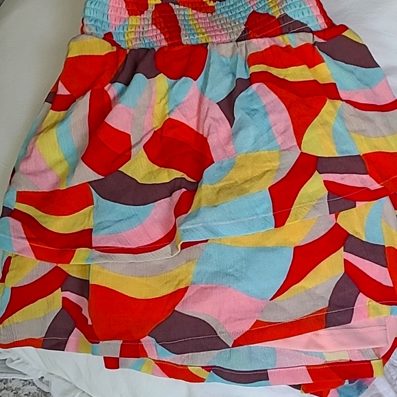 Skirt/short - Picture 1 of 3